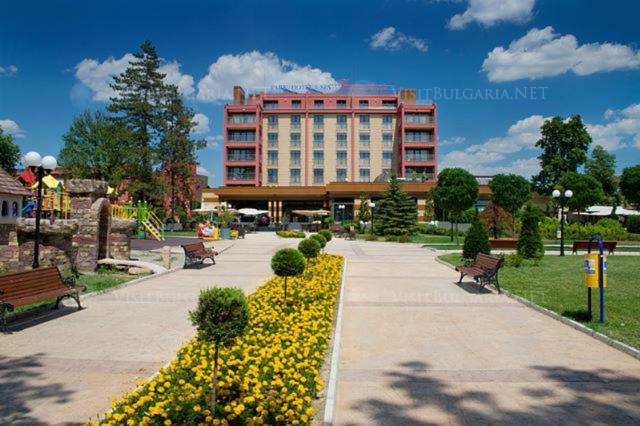 Park Hotel Romantica 스빌렌그라드 외부 사진