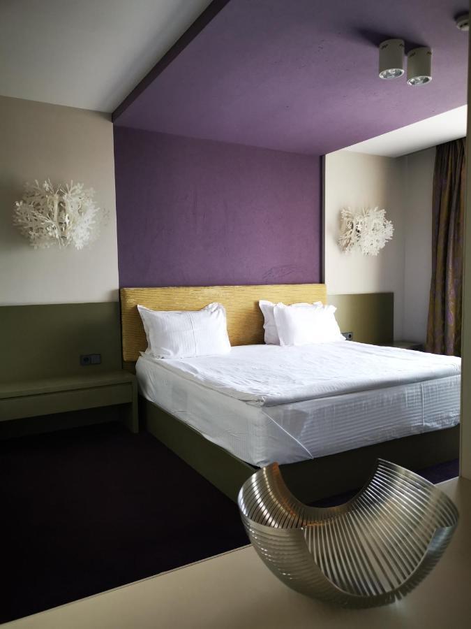 Park Hotel Romantica 스빌렌그라드 외부 사진