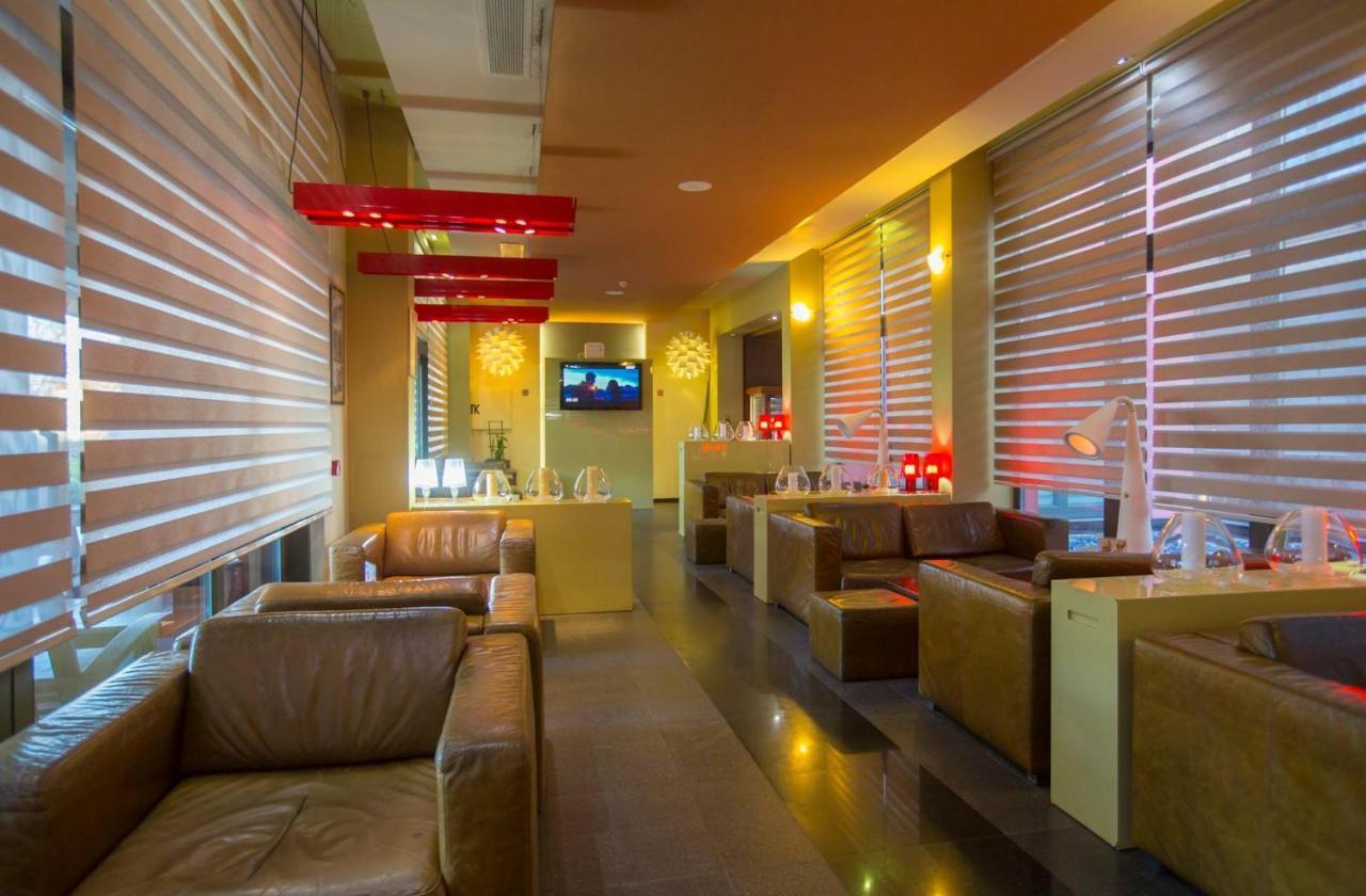 Park Hotel Romantica 스빌렌그라드 외부 사진